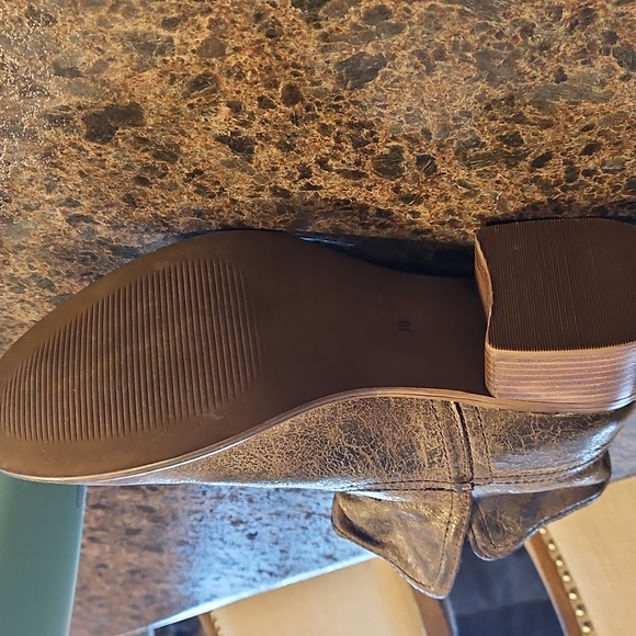 Diba True Rustic Ranch Color: Walnut Grove - Picture 10 of 13